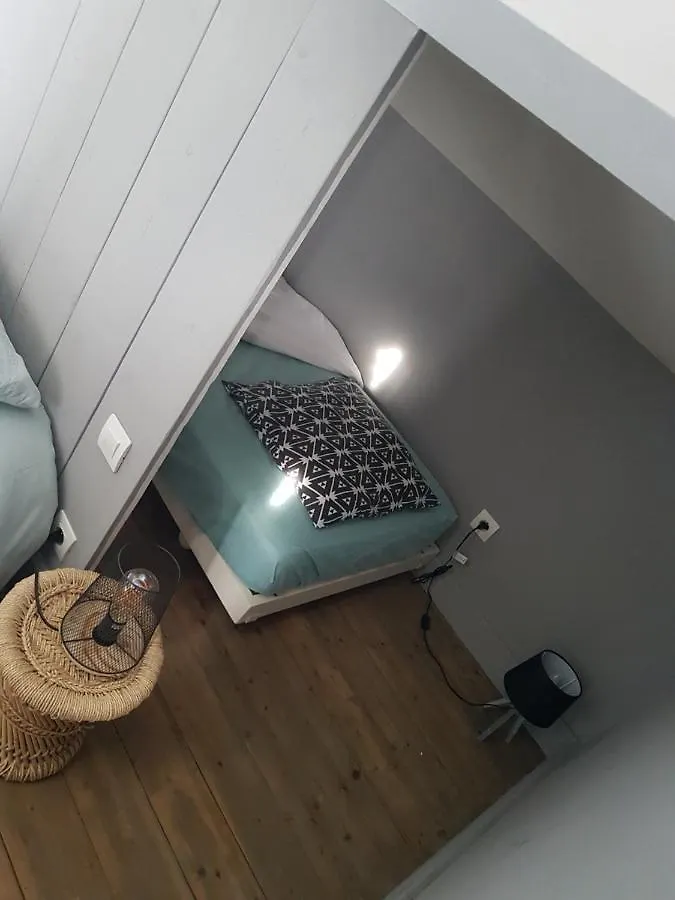 Holiday home Gite Cocooning Avec Piscine Bouge-Chambalud